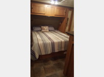 Trailer bed